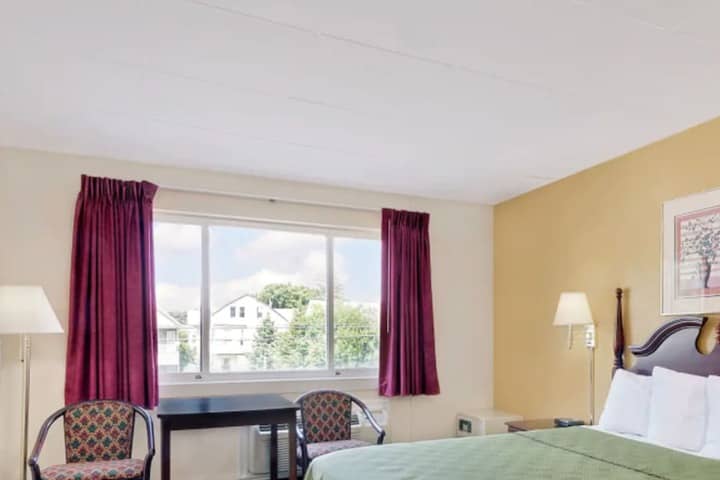Room 15 of 21