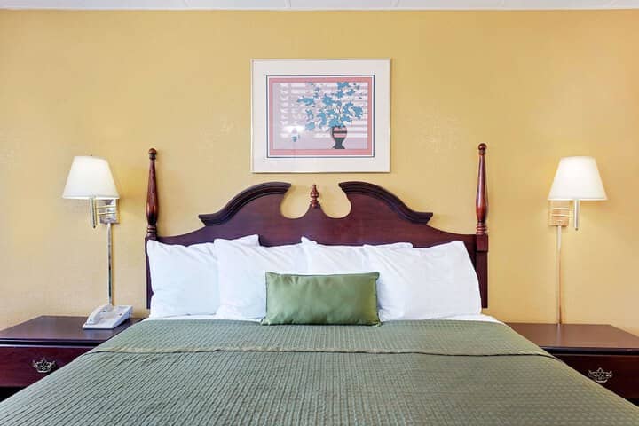 Room 7 of 21